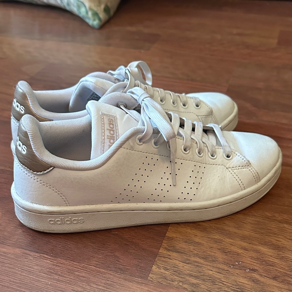 adidas White Low-Top Sneakers with Gold Heel Tab